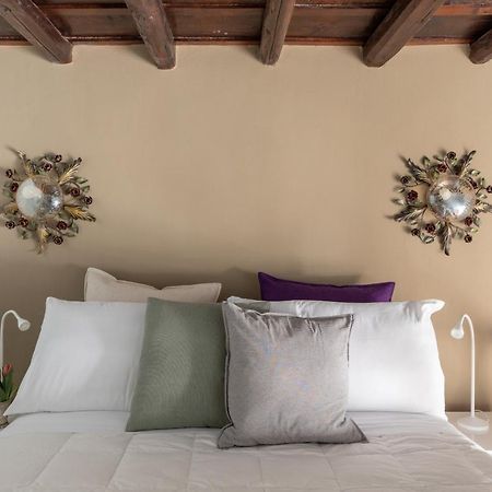 Iflat Pantheon Historic Two-Story Apartment Рим Екстериор снимка