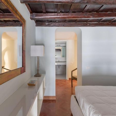 Iflat Pantheon Historic Two-Story Apartment Рим Екстериор снимка