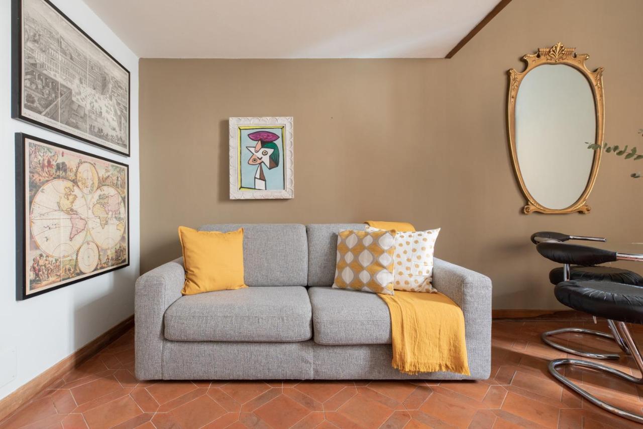 Iflat Pantheon Historic Two-Story Apartment Рим Екстериор снимка